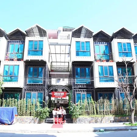 Zo Brother Ha Long Hostel